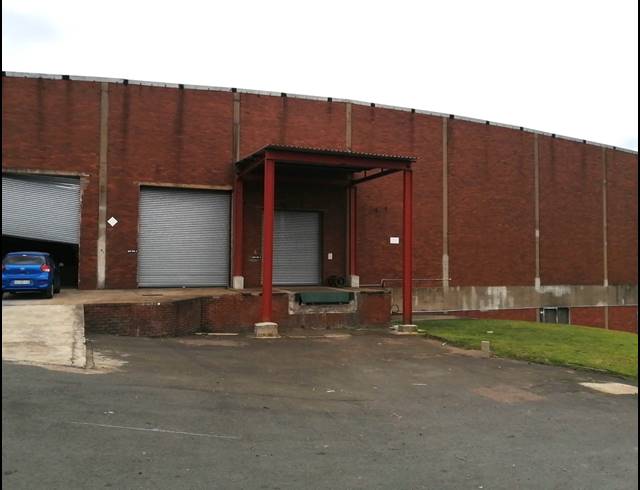 5,970M² FACTORY TO LET IN CLIFFDALE